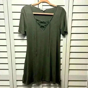 BCBGeneration Short Sleeve Crisscross Detail Dress Size XS Olive Green
